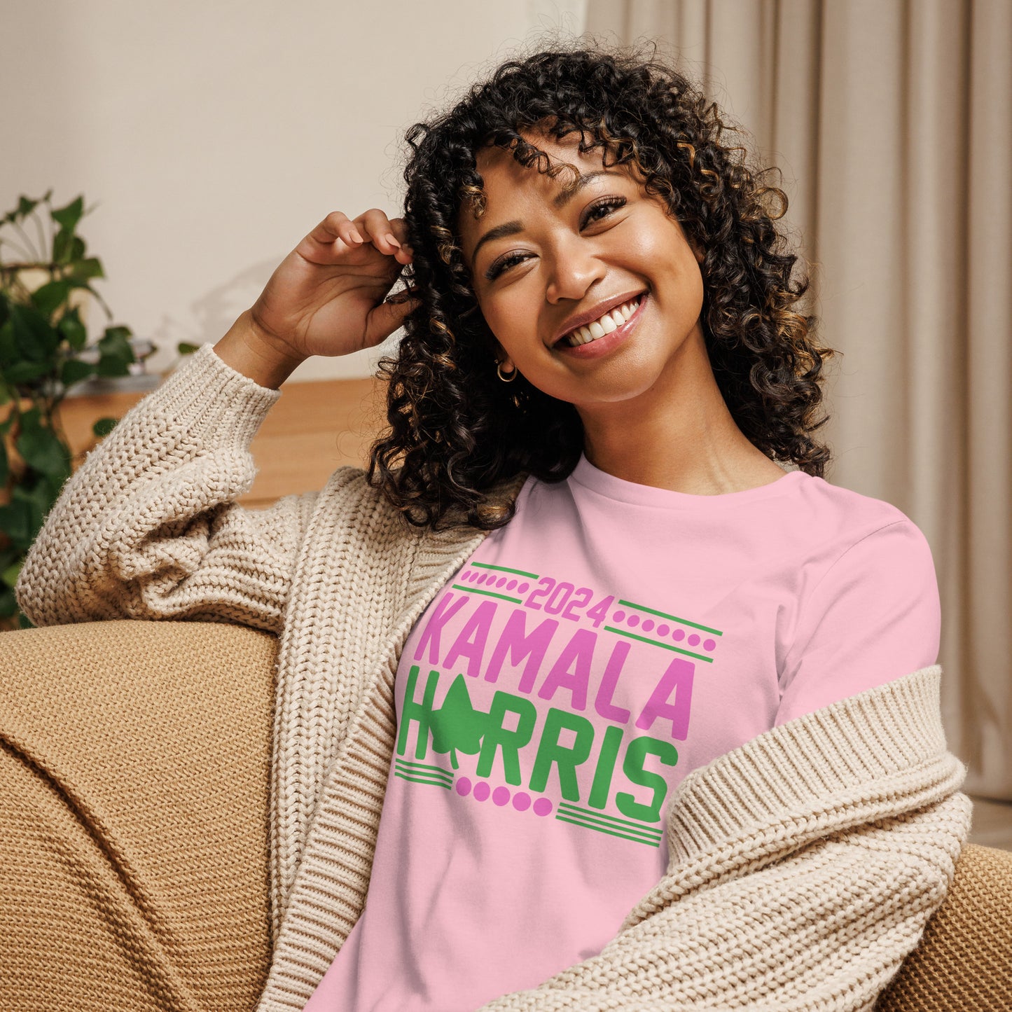 KAMALA HARRIS 24' TEE